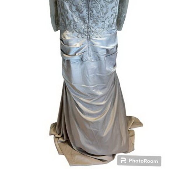 La Femme Taupe Sparkle Embroidered Trumpet Gown - Picture 4 of 4
